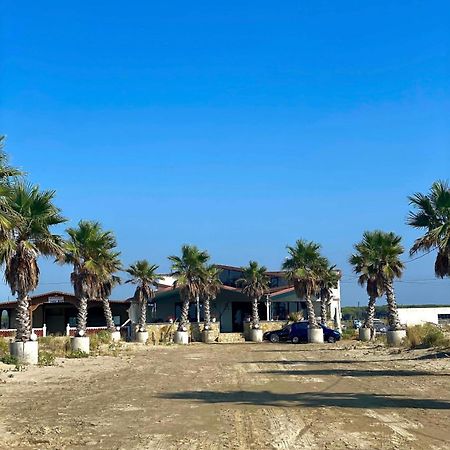 Hotel Saint Tropez Durres Bisht Kamez Exteriér fotografie