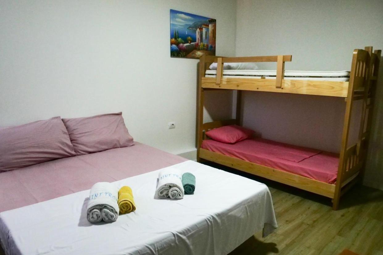 Hotel Saint Tropez Durres Bisht Kamez Exteriér fotografie