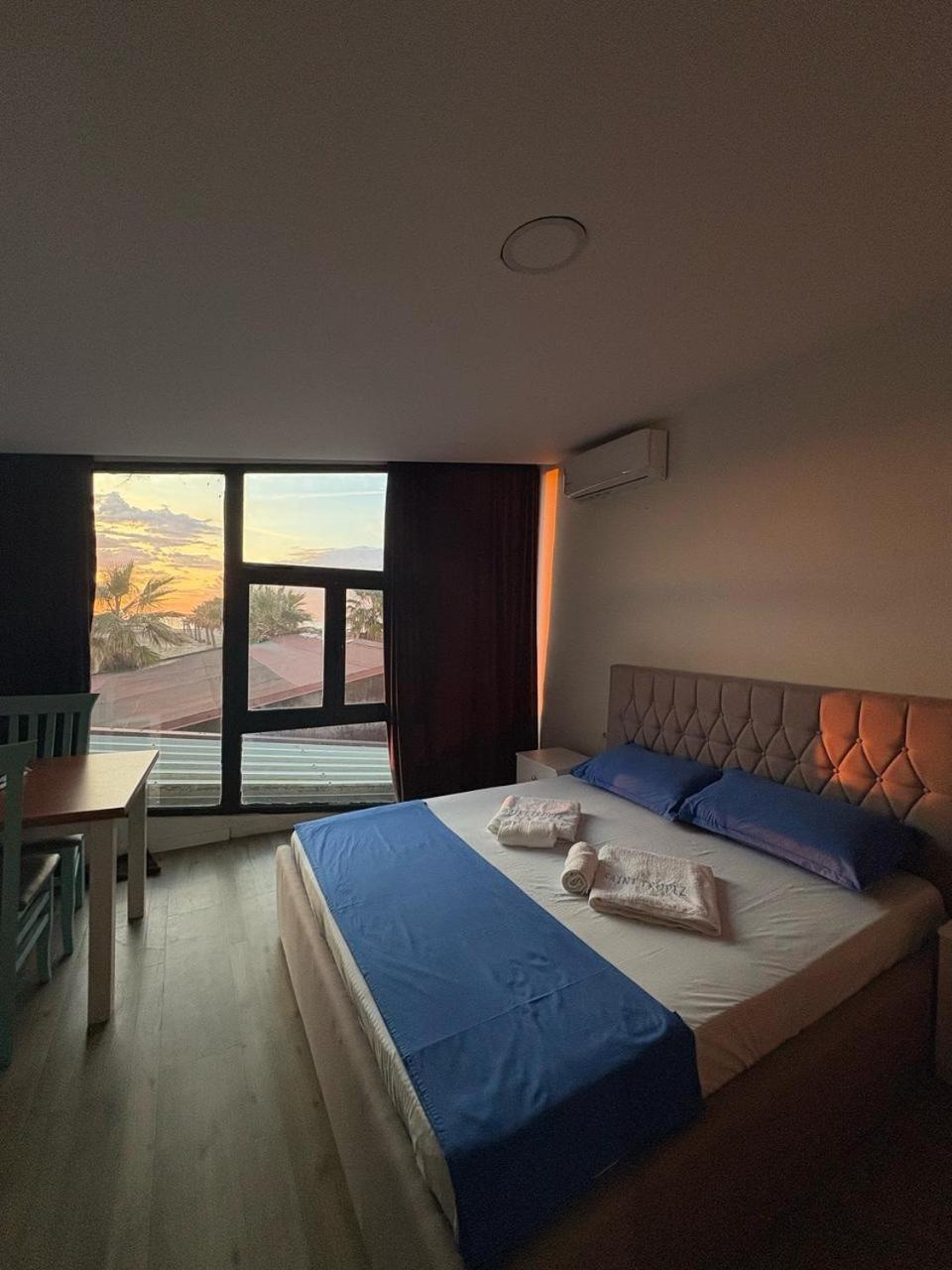Hotel Saint Tropez Durres Bisht Kamez Exteriér fotografie
